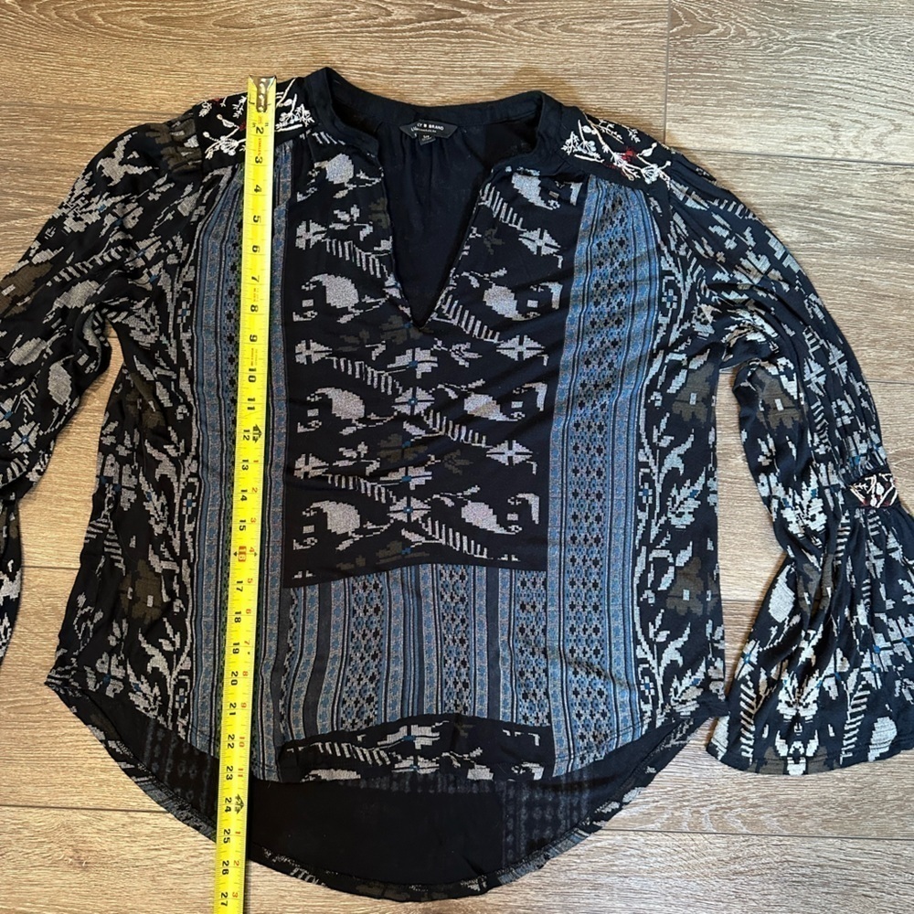 Lucky Brand Boho Witchy Embroidered Top - Picture 9 of 14